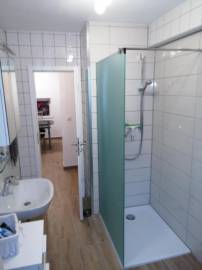 Ebenerdige Ferienwohnung Mit Grosser Terrasse In Der Naehe Des Waldes, Zum Wohlfuehlen Schoneck Exterior photo