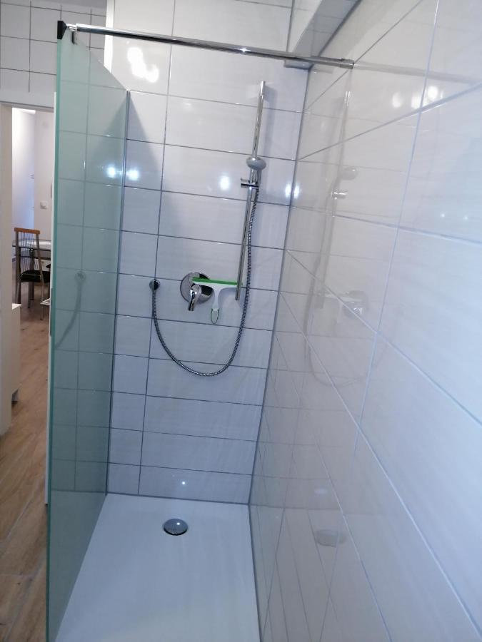 Ebenerdige Ferienwohnung Mit Grosser Terrasse In Der Naehe Des Waldes, Zum Wohlfuehlen Schoneck Exterior photo